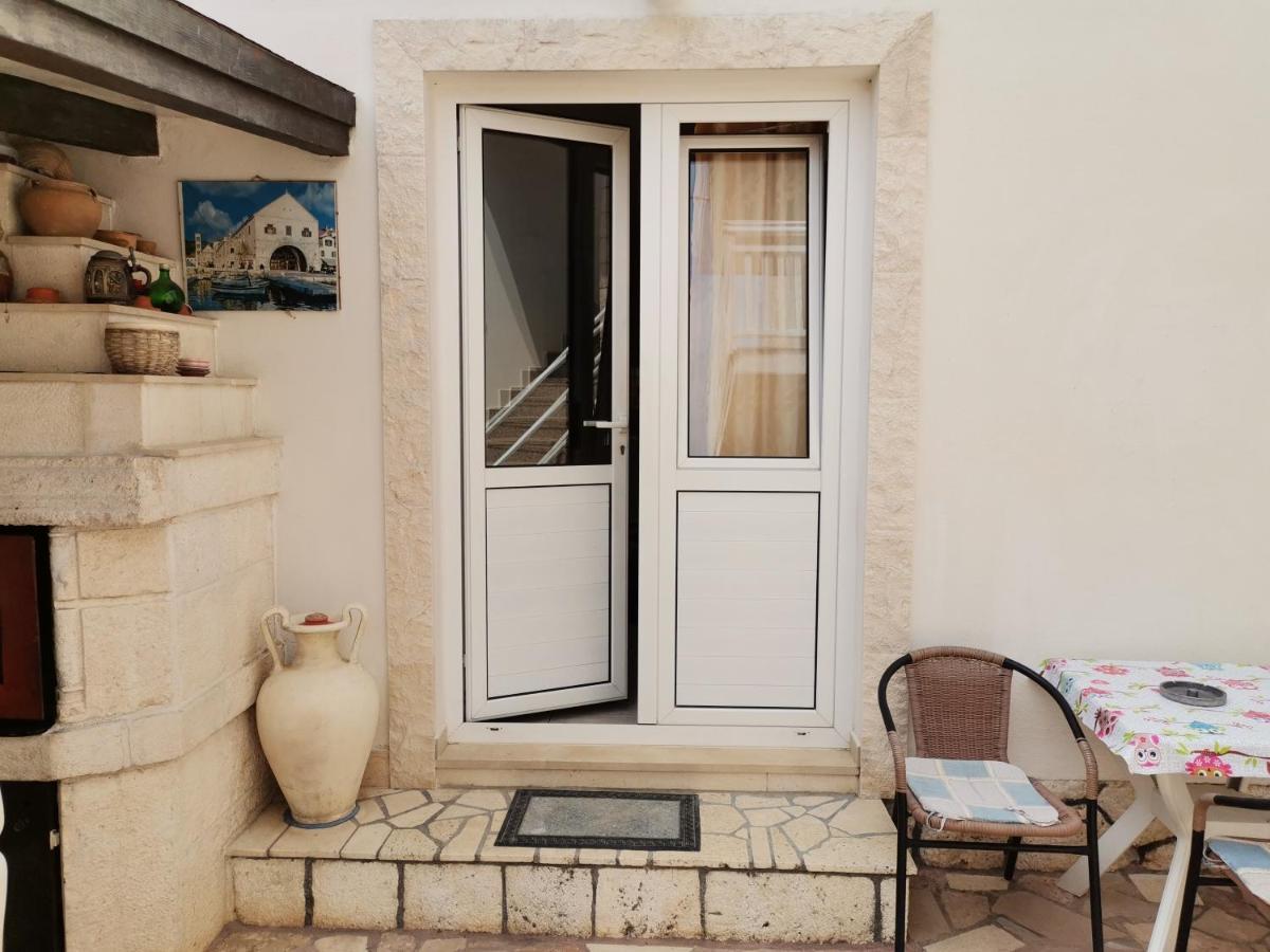 Apartments Radonic Hvar Town Extérieur photo