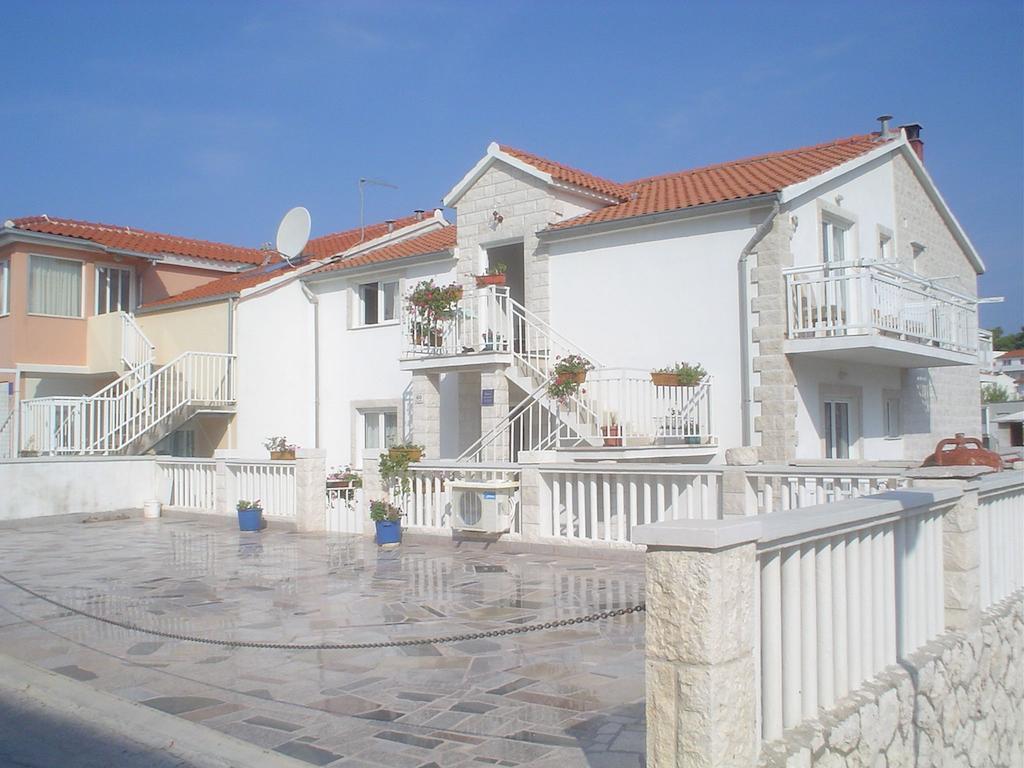 Apartments Radonic Hvar Town Extérieur photo